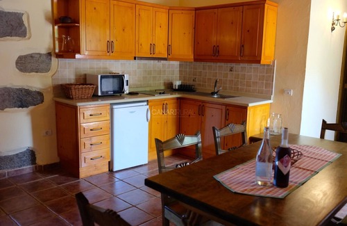 Teror Cottage | Historical Estate in Teror, Gran Canaria: Spacious Apartments with Gar