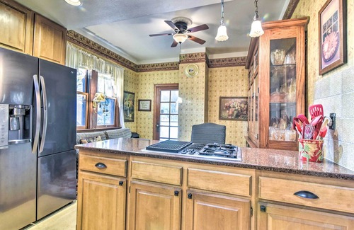 Lloyd District Cottage | Historical Portland Home < 2 Mi to Downtown!