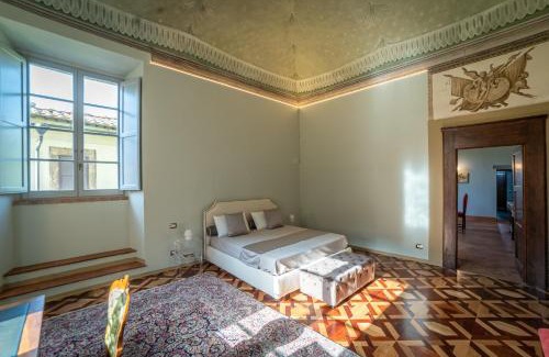 Montepulciano Apartment | Historical Renaissance Palace