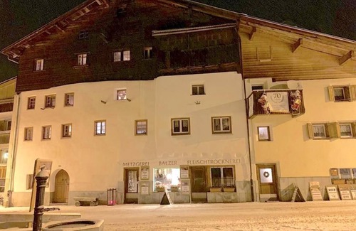 Schmitten Ski Chalet | Historical Tgesa Ferrera