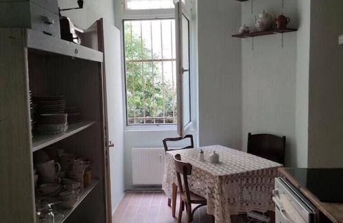 Schoeneberg Apartment | Historical Vibes in Bohemian Art Gallery for an Alternative Stay,heart of Berlin