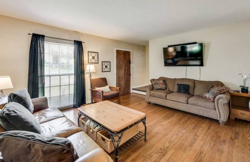 Lakewood House | HistoricTownhome+Close2White Rock Lake+3Queen Beds