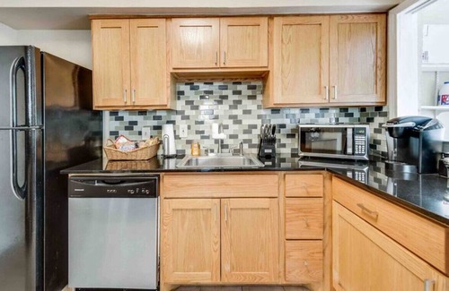 Lakewood House | HistoricTownhome+Close2White Rock Lake+3Queen Beds