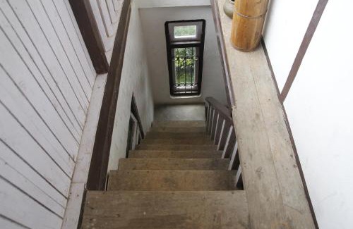 Geyzing House | Hitaishi Homestay - Bermiok