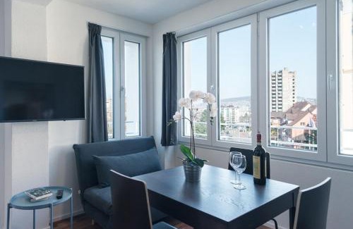 Albisrieden Apartment | HITrental Wiedikon Apartments