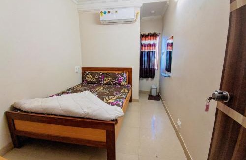 Mandvi Hotel | HK Inn