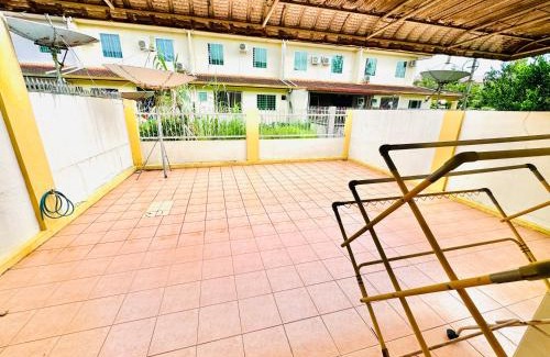 Sibu District Villa | HmHome-Three