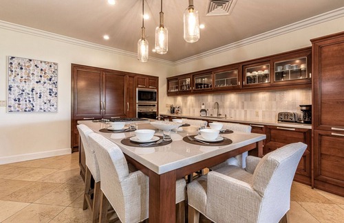 Wailea House | Ho'olei Villa 17-1: Luxury Retreat with Breathtaking Ocean Views