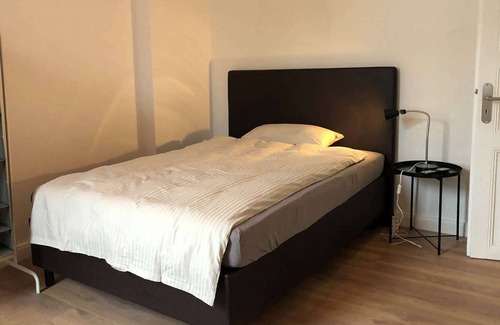 Bad Homburg v.d. Hoehe Apartment | HÖ01 large apartment with dryer and washing machine