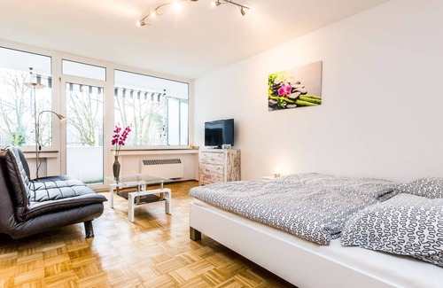 Baumberg Apartment | HÖ01 large apartment with dryer and washing machine