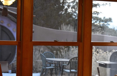 Canoncito Apartment | Hobbit House and Garden Apartment. You will enjoy Santa Fe in a unique way!