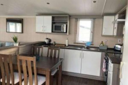 Christchurch Resort | Hoburne Park Sunflower