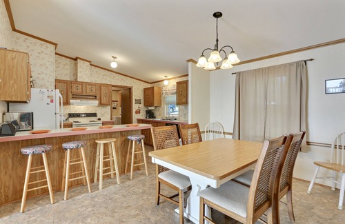 Carsonville Cottage | Hoff Cottage - Right On The Beach. Free Wi-Fi, BBQ Grill and Firepit On Beach