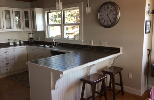 Trinity East Cottage | Hogarth House in Beautiful Trinity East Newfoundland