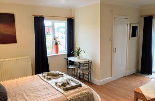 Sheerness House | Hogwarts Bed and Continental Breakfast