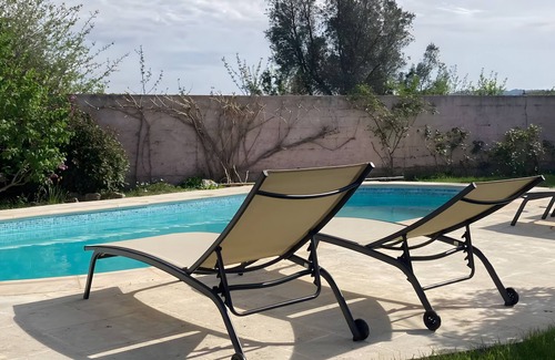 Saint-Romain-en-Viennois House | Holiday Home 'Near Vaison La Romaine' with Private Pool, Wi-Fi and Air Conditioning
