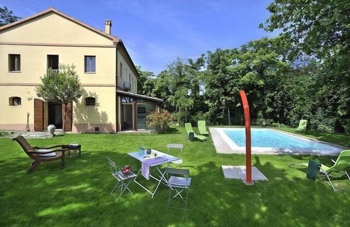 Montemaggiore al Metauro House | Holiday house Montemaggiore al Metauro for 1 - 8 persons with 4 bedrooms - Holiday home