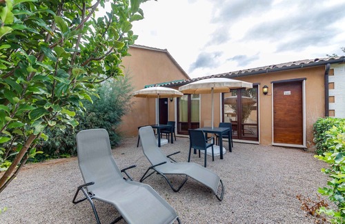 Magliano in Toscana Apartment | Holiday apartment with air conditioning and outdoor pool