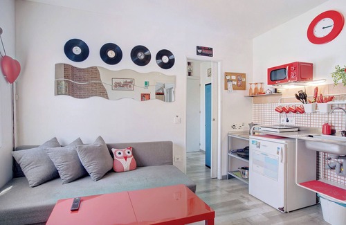 Guimar Apartment | Holiday Apartment "Hacienda La Extremeña Rock" with Sea View, Shared Terrace & Wi-Fi