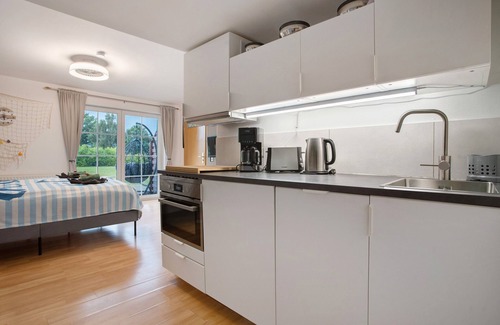 Ribnitz-Damgarten Apartment | Holiday Apartment Lütte Veer, incl. 2 E-Bikes and Wi-Fi