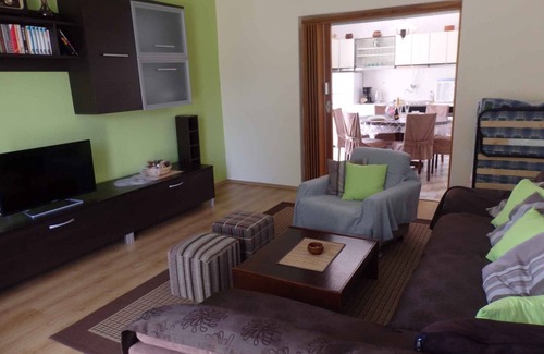 Rab Town Apartment | Holiday apartment mit Klimaanlage und Terrasse