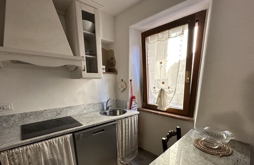 Castel del Piano Apartment | Holiday Apartment "A Casa Da Nonna Elisa" with Wi-Fi