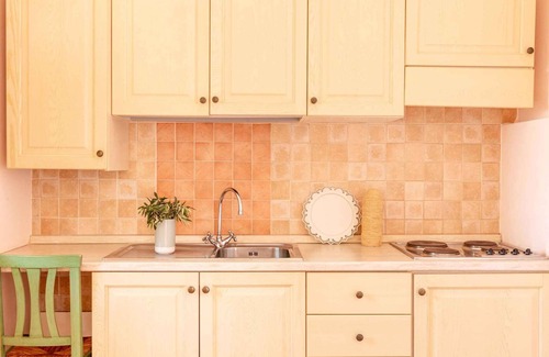 Pian dei Mucini Apartment | Holiday apartment with panoramic pool and sun loungers