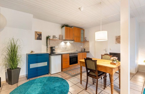 Vollmarshausen Apartment | Holiday Apartment '1 Room' with Private Terrace and Wi-Fi