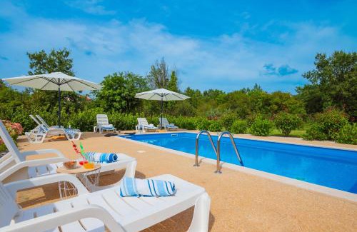 Krizanci Apartment | Holiday Apartment Ariella