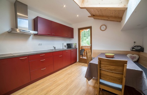 Meltina Apartment | Holiday Apartment "Boznermüllerhof-Sonnenblume" with Balcony and View into Nature