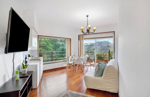 Teror Apartment | Holiday Apartment "Carmelo Y Carmela 2" with Mountain View, Private Terrace & Wi-Fi