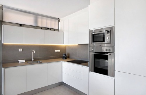 El Medano Apartment | Holiday Apartment 'Casa Médano 5 By Médano Rentals' with Sea View, Private Terrace