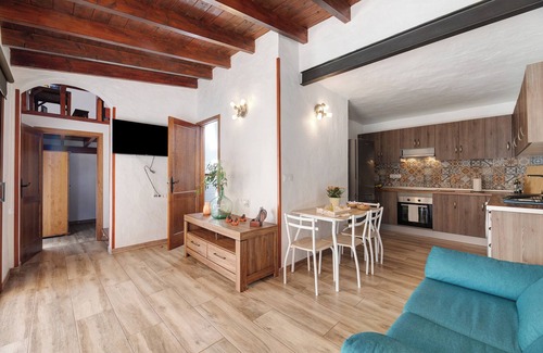 El Paso Apartment | Holiday Apartment "Casita Ana" with Mountain View & Private Terrace