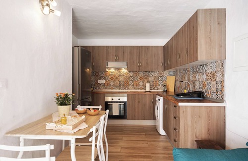 El Paso Apartment | Holiday Apartment "Casita Ana" with Mountain View & Private Terrace