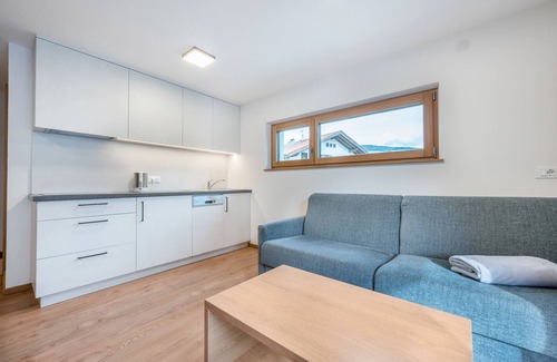 Valdaora di Mezzo Apartment | Holiday Apartment "Dolomiten Villa Colli" with Balcony & Wi-Fi