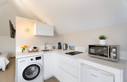 Santa Ursula Apartment | Holiday Apartment 'Ático Mirador De Humboldt' with Sea View, Private Terrace and Wi-Fi