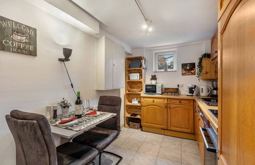 Wehrheim Apartment | Holiday Apartment 'Fewo Am Wiesbachtal' with Private Garden and Wi-Fi