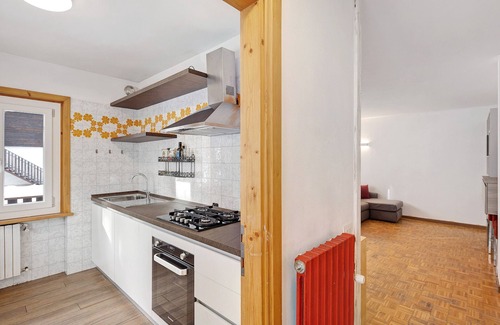 Teola Apartment | Holiday Apartment 'Forést' with Mountain View, Shared Garden & Wi-Fi