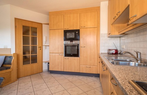 Goppertsweiler Apartment | Holiday Apartment “Friedrichshafen” near Lake Constance with Mountain View