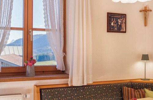 Jachenau Apartment | Holiday Apartment Guffertblick with Mountain View, Wi-Fi
