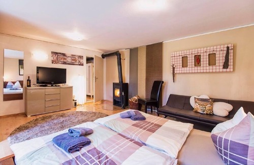 Mensfelden Apartment | Holiday apartment Hünfelden for 1 - 7 persons with 3 bedrooms - Holiday apartment