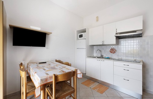 Pietra Ligure Apartment | Holiday Apartment "Numero 14" with Sea View, Balcony & Wi-Fi