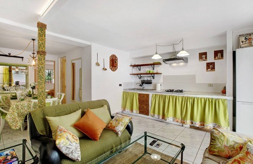 Tacoronte Apartment | Holiday Apartment "Jardín Del Sol" with Private Terraces, Private Garden & Wi-Fi