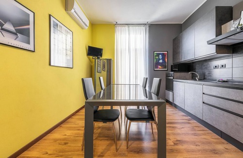 Province of Cagliari Apartment | Holiday Apartment "Leonardo da Vinci" in Central Location with Air Conditioning & Balcony