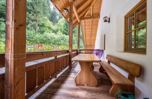 Vandoies Apartment | Holiday Apartment "Lindenhof Apt 4" with Balcony & Wi-Fi