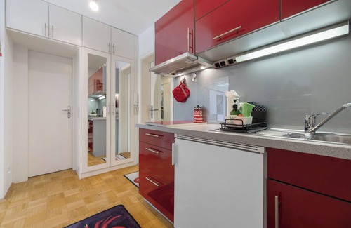 Region Hannover District Apartment | Holiday Apartment 'Meer Glück Am Steinhuder Meer' with Sea View, Wi-Fi and Air Conditioning