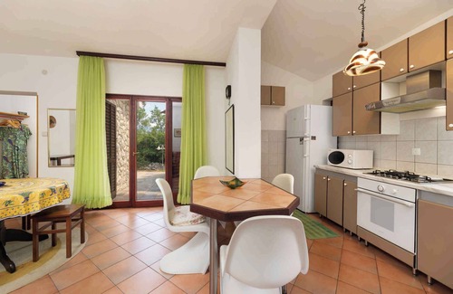 Silo Apartment | Holiday apartment mit Klimaanlage und Terrasse
