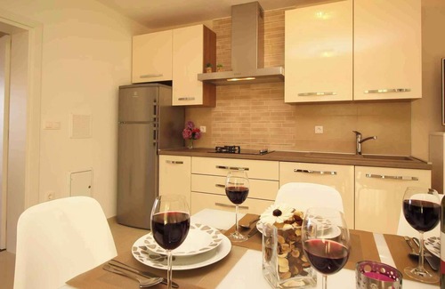 Silo Apartment | Holiday apartment mit Terrasse und Klimaanlage