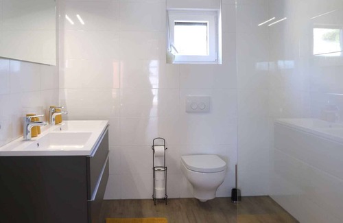 Marsici Apartment | Holiday apartment modernly furnished, with one bedroom