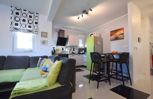 Njivice Apartment | Holiday apartment Njivice for 1 - 4 persons with 2 bedrooms - Holiday apartment